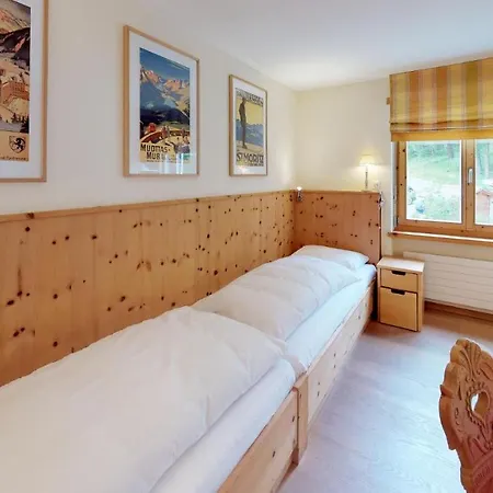 Apartment Surlej 34 *