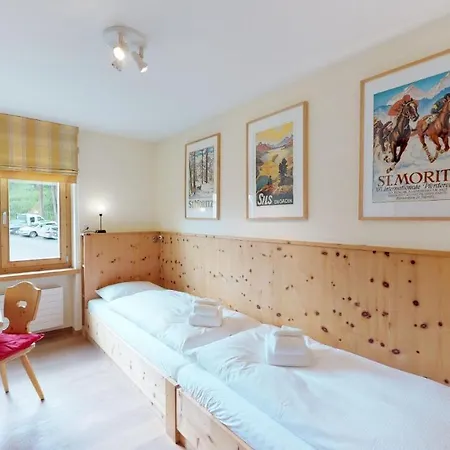 Apartment Surlej 34 *