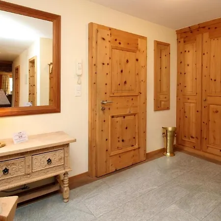 Surlej 34 Apartment