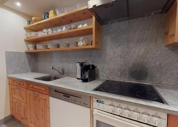 Apartman Surlej 34 *